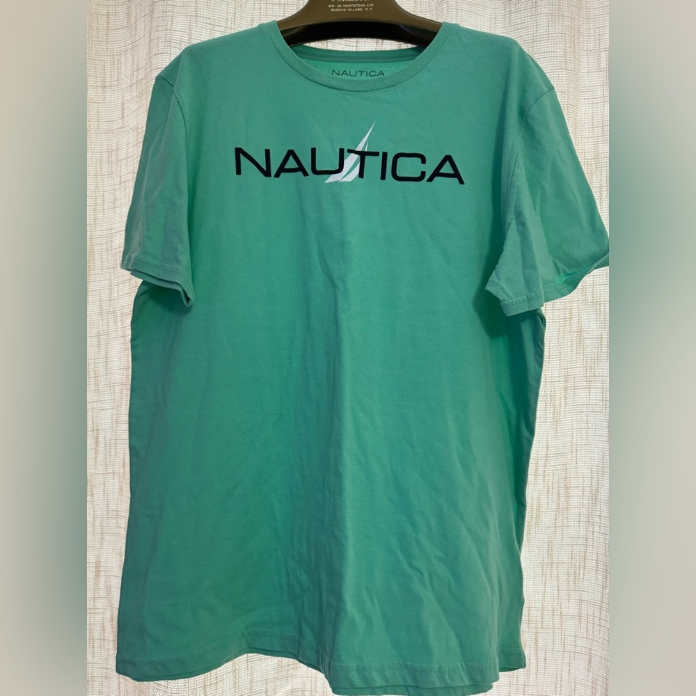 Nautica Men's Short Sleeve Tee in Green